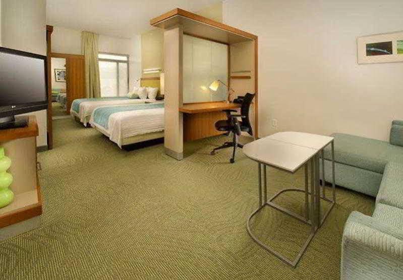 Hampton Inn & Suites San Antonio Northwest/Medical Center Екстериор снимка
